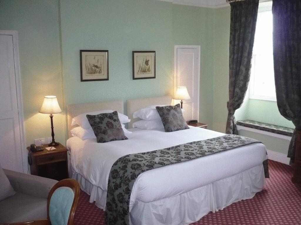 Ash House Hotel Martock Екстер'єр фото